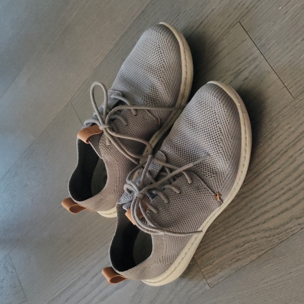 Clarks Cloudsteppers men's shoes, size 8.5, gray